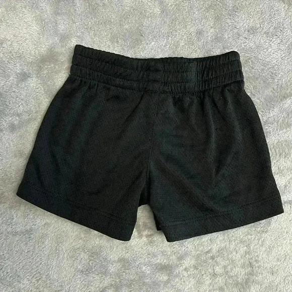 Nike  and The Children's Place (NWT) - 2 piece bundle. Size 0-3 months - Picture 6 of 6